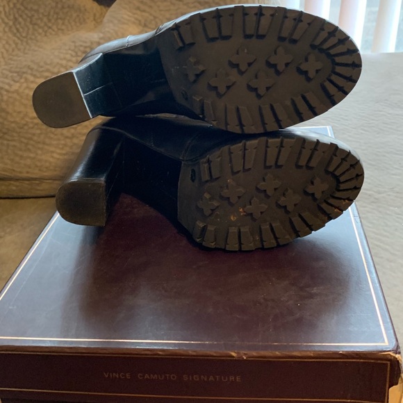 Vince Camuto shoes - Picture 2 of 5